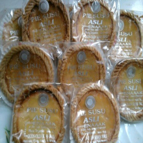 Pie Susu Asli Enak Rasa Susu Original Isi 10 Pcs