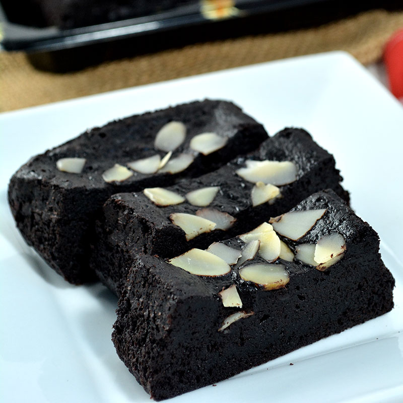 BABY BROWNIES ALMOND POETRIZ