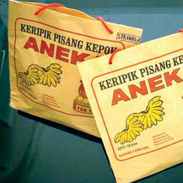 Keripik Bks Pisang Kepok Aneka  Strawberry (Isi 3 Bks)