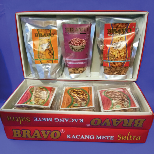 Kacang Mete Isi 3 ( Asin, Bumbu Pedas, Bumbu Spesial)