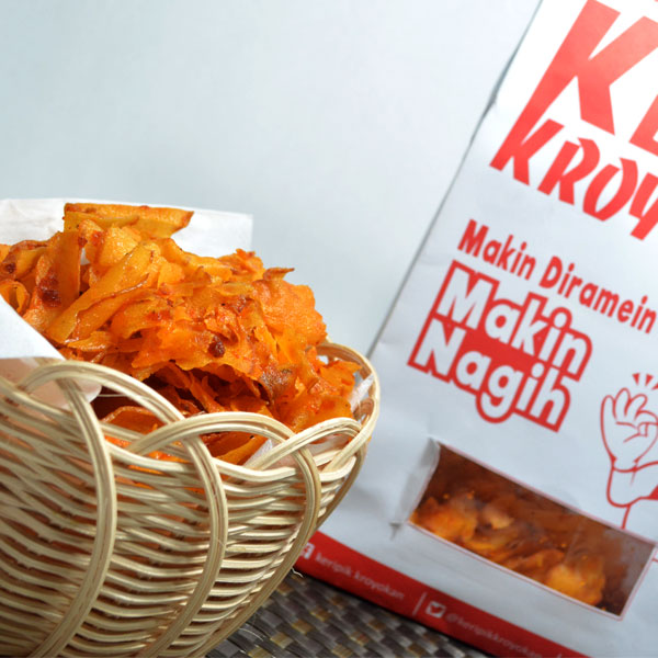 KERIPIK KROYOKAN PEDAS (ISI 2 PACK)