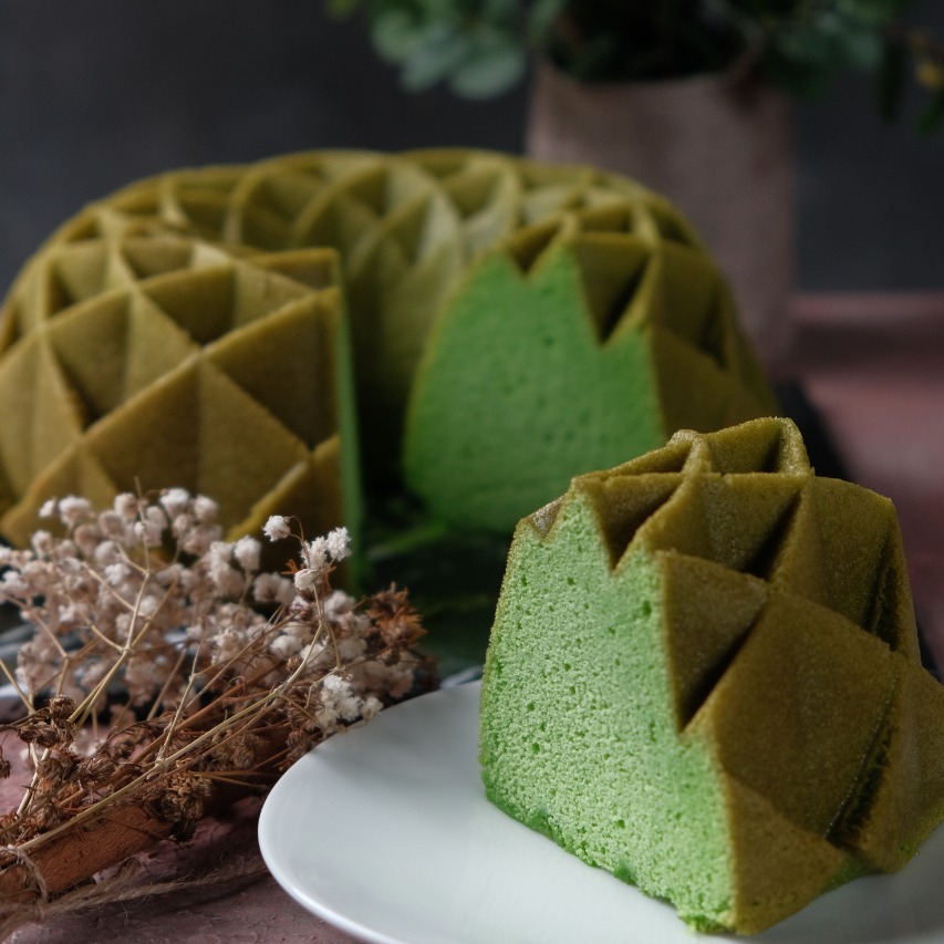 PANDAN CAKE